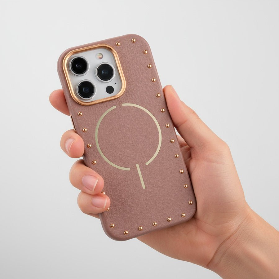 Funda Tachas Compatible con MagSafe para iPhone 14 Pro
